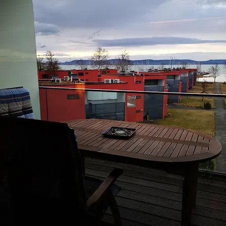 Bl Yacht Club A Iii58 Balatonlelle